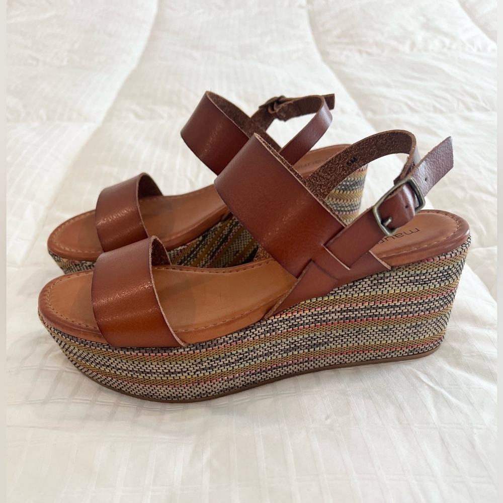 Maurices 3” platform sandals in color Honey Size 7.5